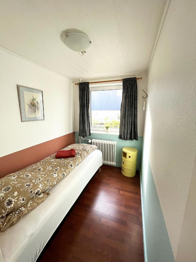 Cosy Apartment Near Beach, Marina & City Centre Torshavn Exterior photo