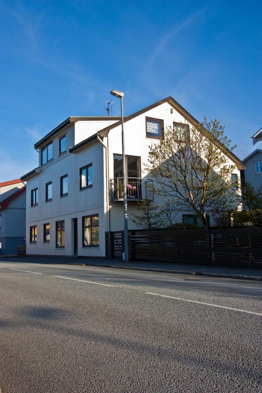 Cosy Apartment Near Beach, Marina & City Centre Torshavn Exterior photo